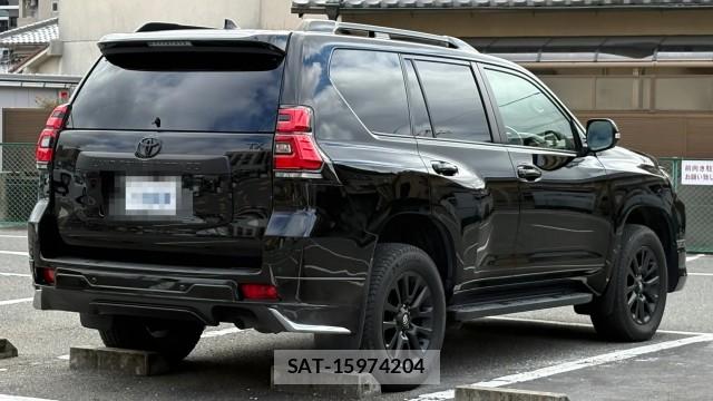 Toyota LAND CRUISER PRADO 2023-04 8280855-12