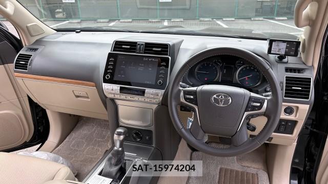 Toyota LAND CRUISER PRADO 2023-04 8280855-2