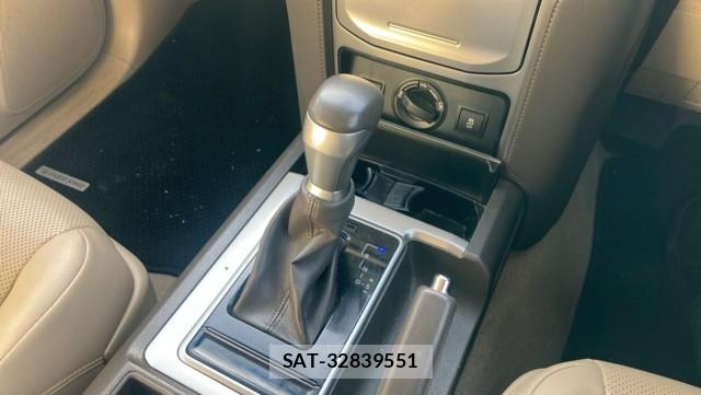 Toyota LAND CRUISER PRADO 2022-11 8280875-14