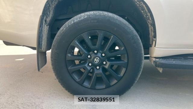 Toyota LAND CRUISER PRADO 2022-11 8280875-8