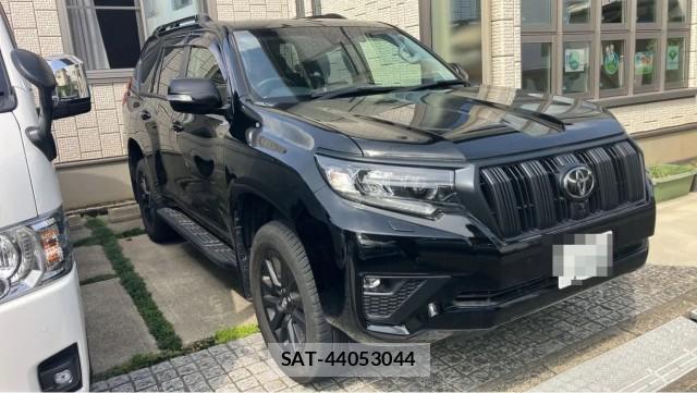 Toyota LAND CRUISER PRADO 2023-11 8280882-11