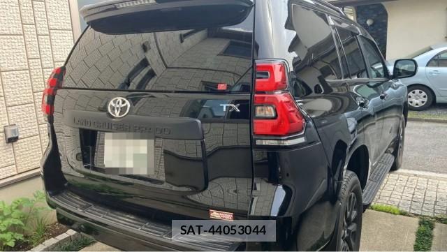 Toyota LAND CRUISER PRADO 2023-11 8280882-12