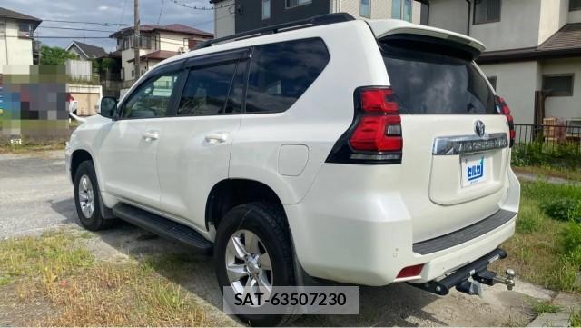 Toyota LAND CRUISER PRADO 2020-06 8280886-13