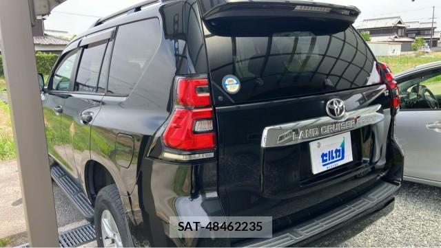 Toyota LAND CRUISER PRADO 2018-06 8280921-13