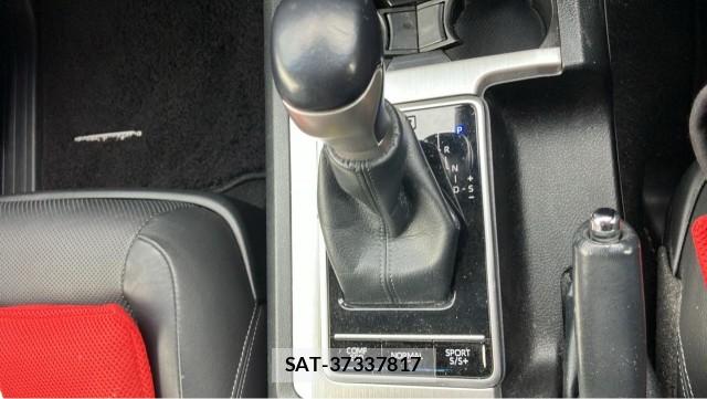 Toyota LAND CRUISER PRADO 2018-01 8280941-14