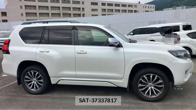 Toyota LAND CRUISER PRADO 2018-01 8280941-3