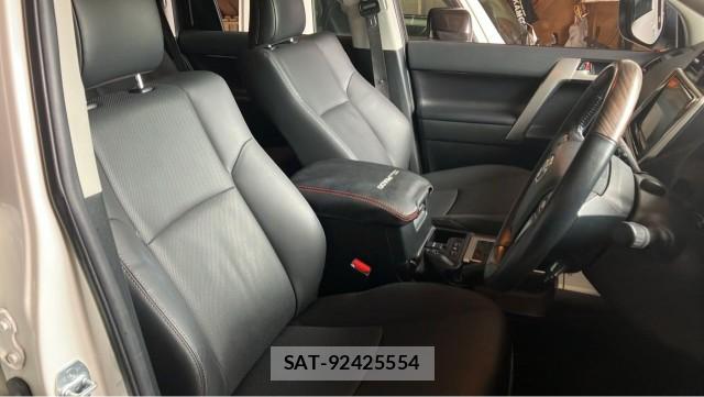 Toyota LAND CRUISER PRADO 2021-06 8280982-5