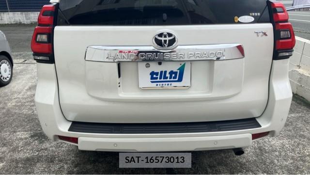Toyota LAND CRUISER PRADO 2021-06 8281064-1