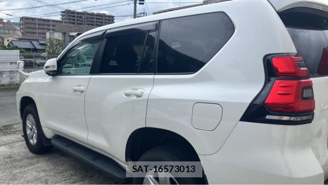 Toyota LAND CRUISER PRADO 2021-06 8281064-10