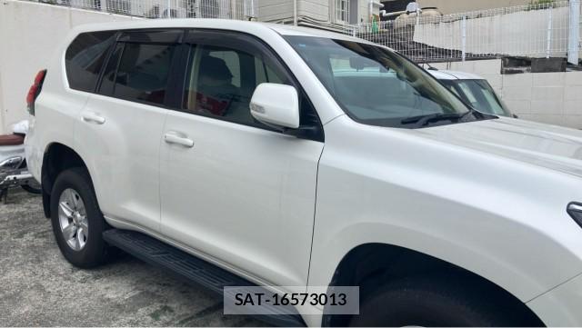 Toyota LAND CRUISER PRADO 2021-06 8281064-3