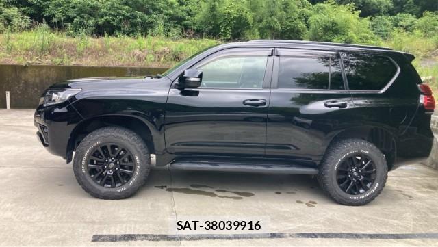 Toyota LAND CRUISER PRADO 2021-04 8281065-10