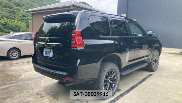 Toyota LAND CRUISER PRADO 2021-04 8281065-12