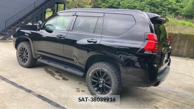 Toyota LAND CRUISER PRADO 2021-04 8281065-13