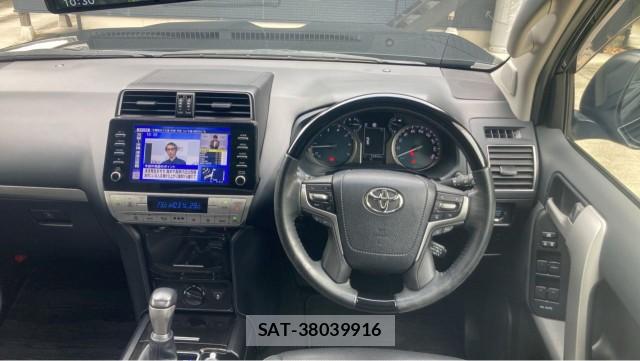 Toyota LAND CRUISER PRADO 2021-04 8281065-16