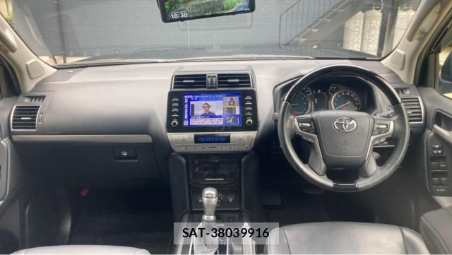 Toyota LAND CRUISER PRADO 2021-04 8281065-2