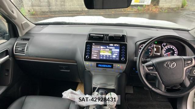 Toyota LAND CRUISER PRADO 2023-09 8281067-2