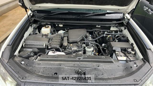 Toyota LAND CRUISER PRADO 2023-09 8281067-7