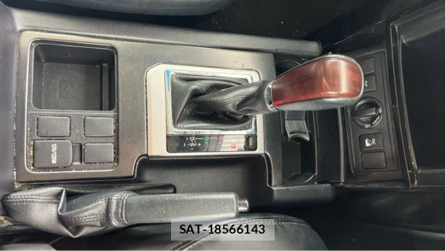 Toyota LAND CRUISER PRADO 2015-06 8281083-14