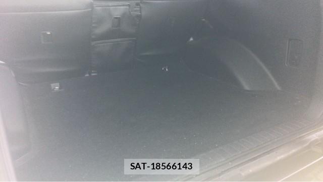 Toyota LAND CRUISER PRADO 2015-06 8281083-17