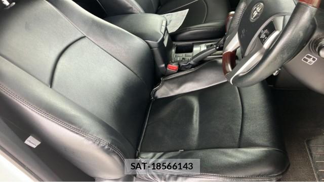 Toyota LAND CRUISER PRADO 2015-06 8281083-5