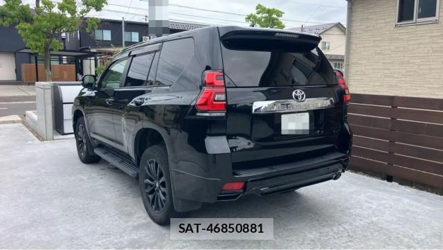 Toyota LAND CRUISER PRADO 2018-10 8281084-13