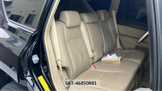 Toyota LAND CRUISER PRADO 2018-10 8281084-6