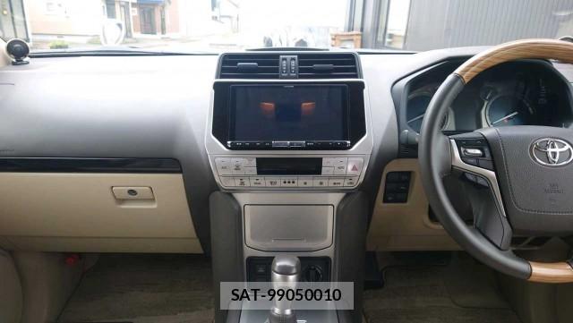 Toyota LAND CRUISER PRADO 2019-03 8281123-16