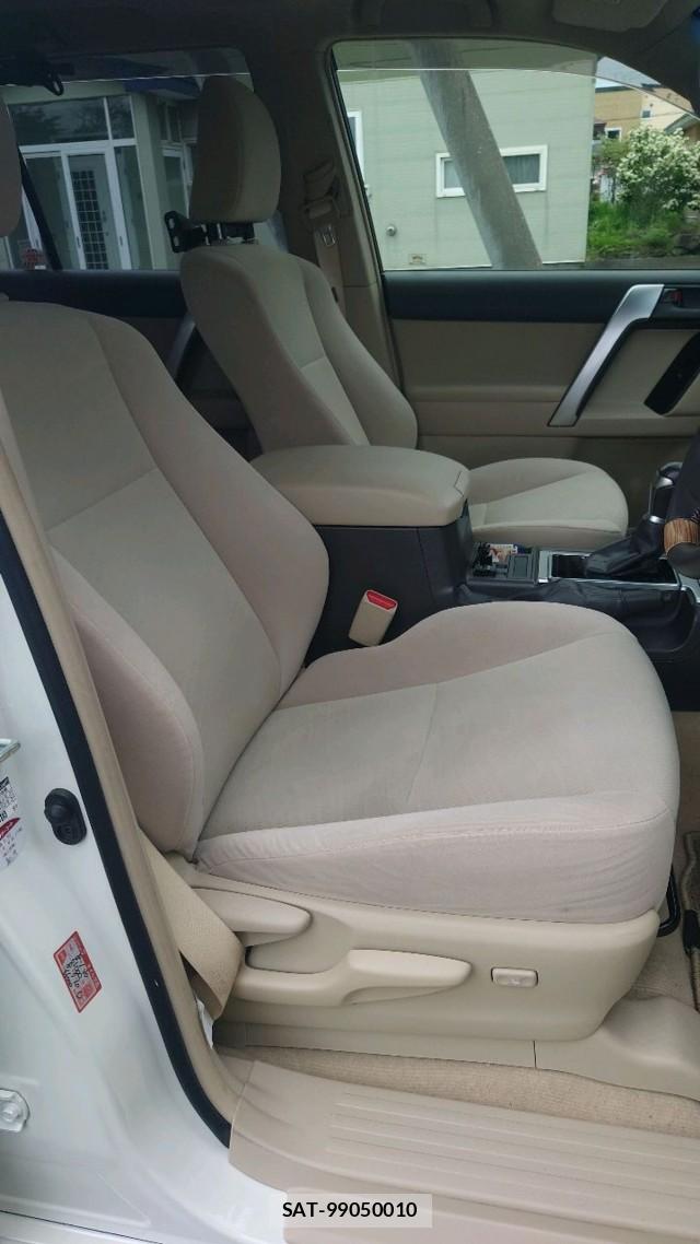Toyota LAND CRUISER PRADO 2019-03 8281123-5
