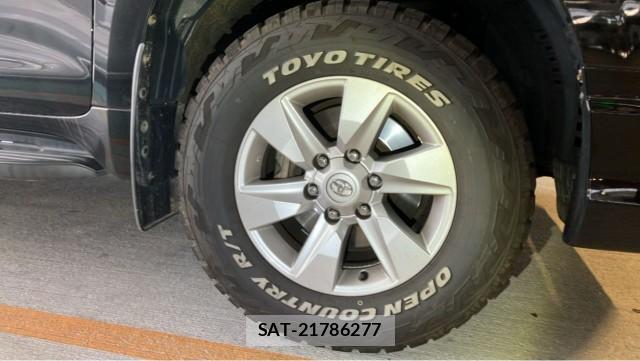 Toyota LAND CRUISER PRADO 2018-03 8281133-8