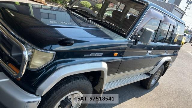 Toyota LAND CRUISER PRADO 1995-02 8281142-10