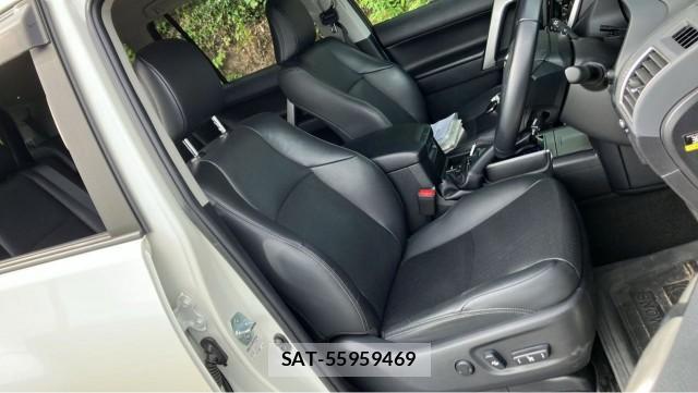 Toyota LAND CRUISER PRADO 2020-03 8281439-5