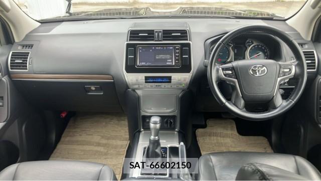 Toyota LAND CRUISER PRADO 2022-02 8281445-2