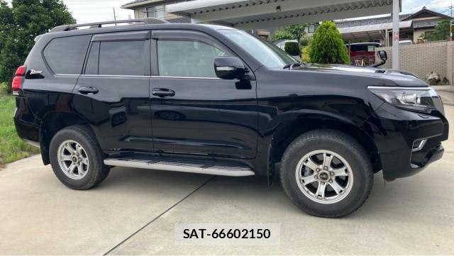 Toyota LAND CRUISER PRADO 2022-02 8281445-3