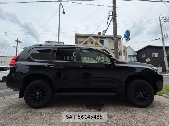 Toyota LAND CRUISER PRADO 2023-08 8281452-3