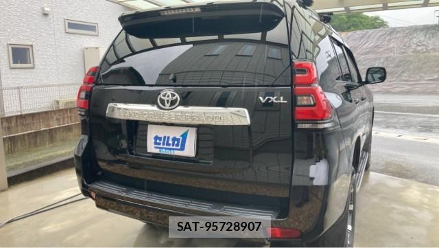 Toyota LAND CRUISER PRADO 2017-09 8281462-1