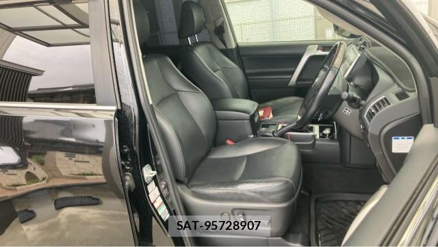 Toyota LAND CRUISER PRADO 2017-09 8281462-5