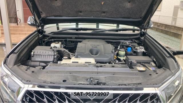Toyota LAND CRUISER PRADO 2017-09 8281462-7