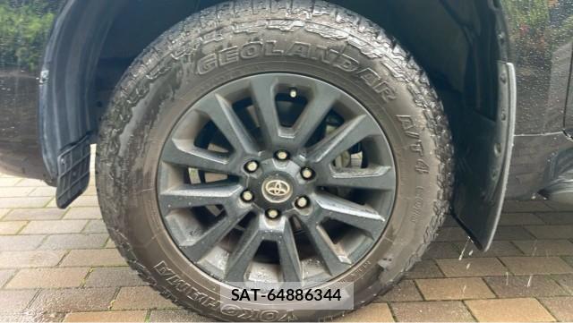 Toyota LAND CRUISER PRADO 2023-01 8281467-8