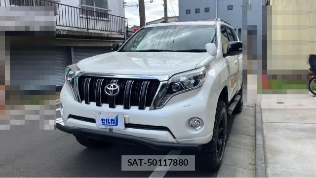 Toyota LAND CRUISER PRADO 2017-04 8281646-0