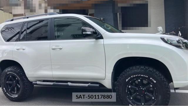 Toyota LAND CRUISER PRADO 2017-04 8281646-3