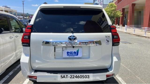 Toyota LAND CRUISER PRADO 2023-04 8281742-1