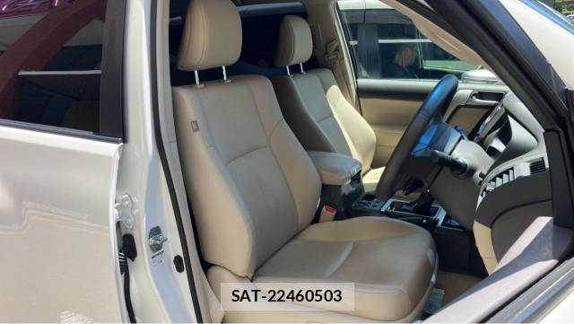 Toyota LAND CRUISER PRADO 2023-04 8281742-5