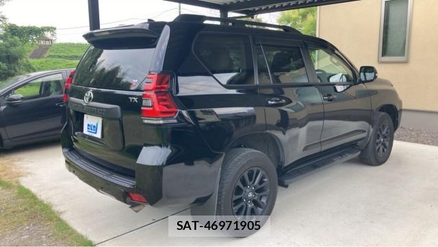 Toyota LAND CRUISER PRADO 2023-08 8281819-12