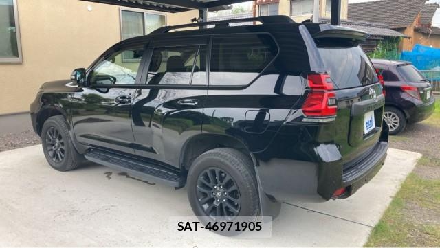 Toyota LAND CRUISER PRADO 2023-08 8281819-13