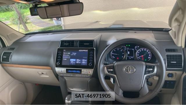 Toyota LAND CRUISER PRADO 2023-08 8281819-2