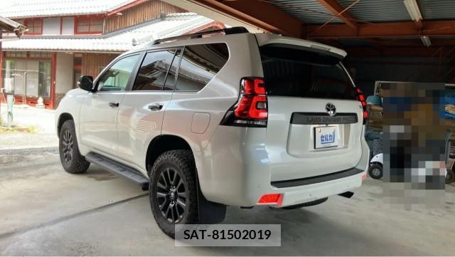 Toyota LAND CRUISER PRADO 2023-01 8281864-13