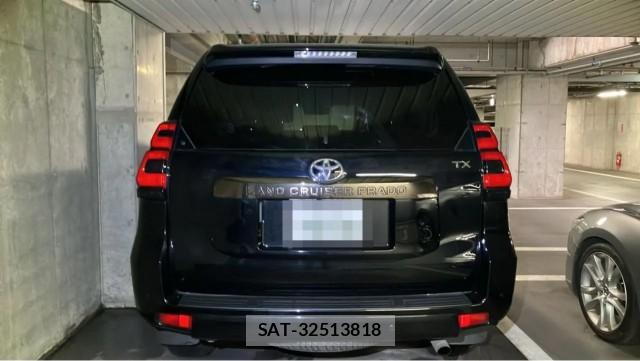 Toyota LAND CRUISER PRADO 2022-02 8281887-1