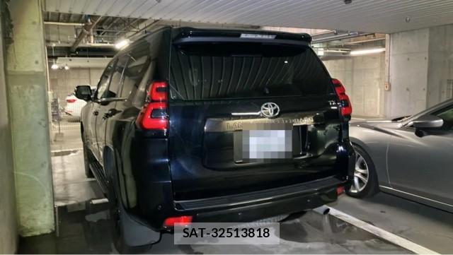 Toyota LAND CRUISER PRADO 2022-02 8281887-13