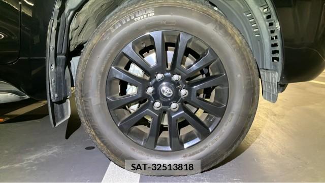 Toyota LAND CRUISER PRADO 2022-02 8281887-8
