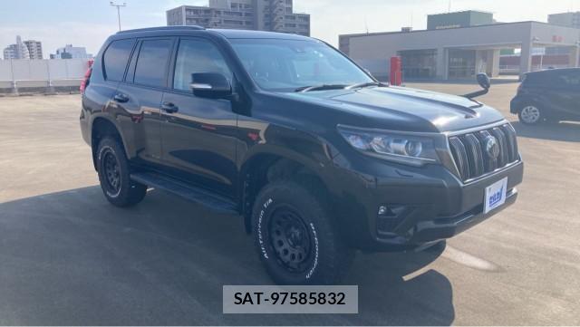 Toyota LAND CRUISER PRADO 2022-05 8281889-11